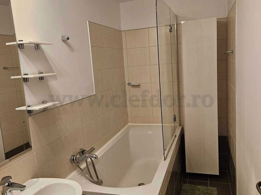 3 room Apartment for rent, Baneasa area Apartament cu 3 camere de închiriat în zona Baneasa