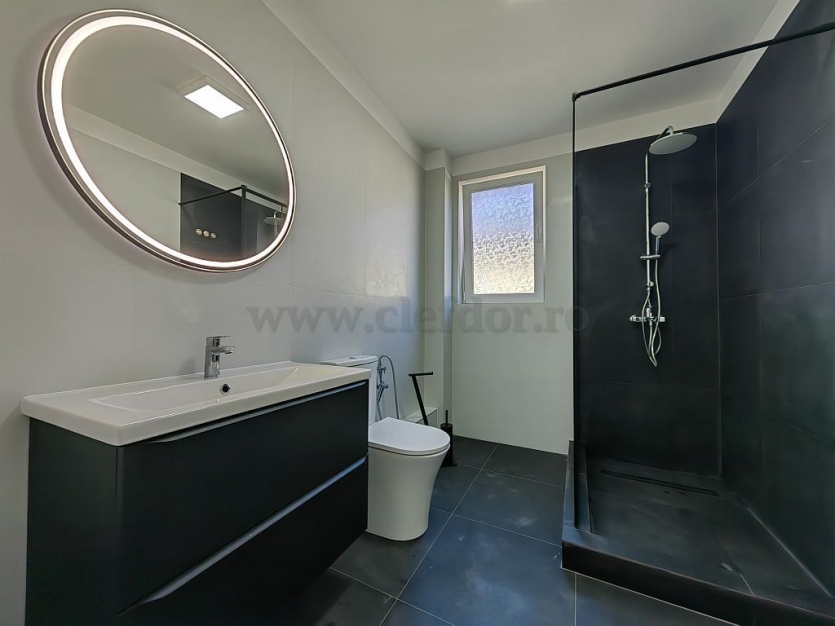RENOVATED villa near OMV Pipera Vila RENOVATA in apropiere de OMV Pipera