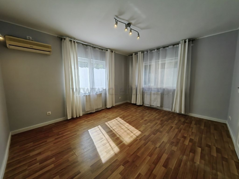 RENOVATED villa near OMV Pipera Vila RENOVATA in apropiere de OMV Pipera