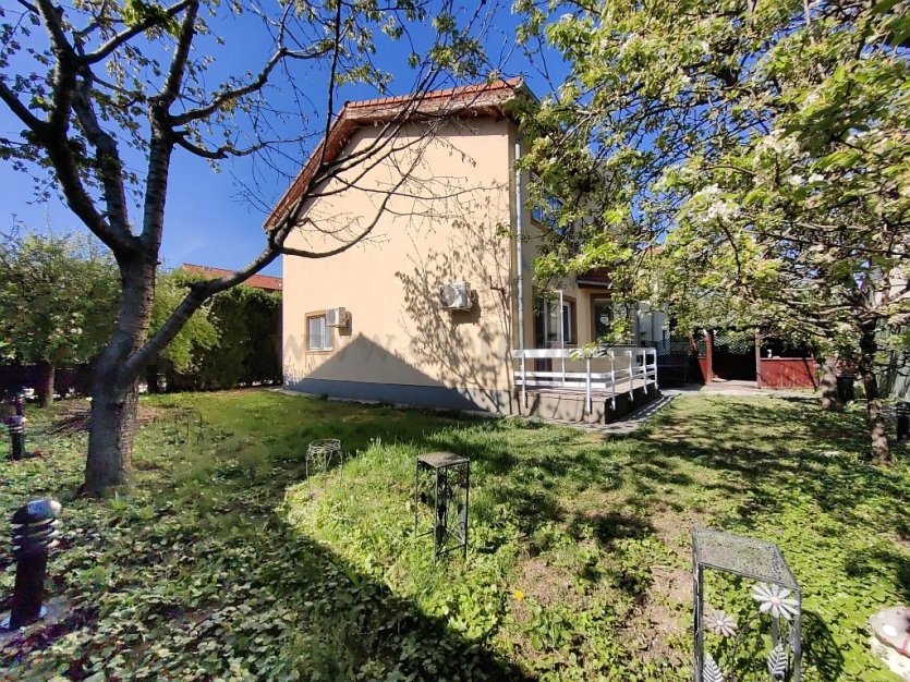 RENOVATED villa near OMV Pipera Vila RENOVATA in apropiere de OMV Pipera