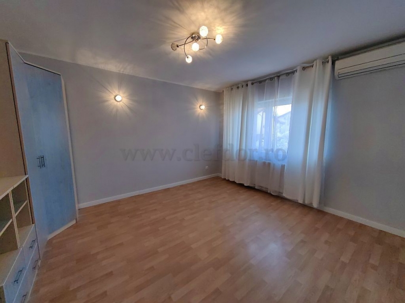 RENOVATED villa near OMV Pipera Vila RENOVATA in apropiere de OMV Pipera