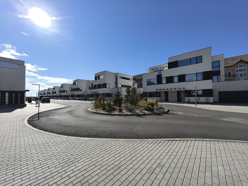 LUXURY VILLA near the American School VILA de LUX in apropiere de Scoala Americana