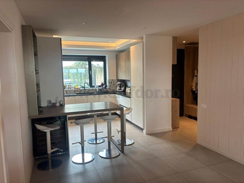 LUXURY VILLA near the American School VILA de LUX in apropiere de Scoala Americana