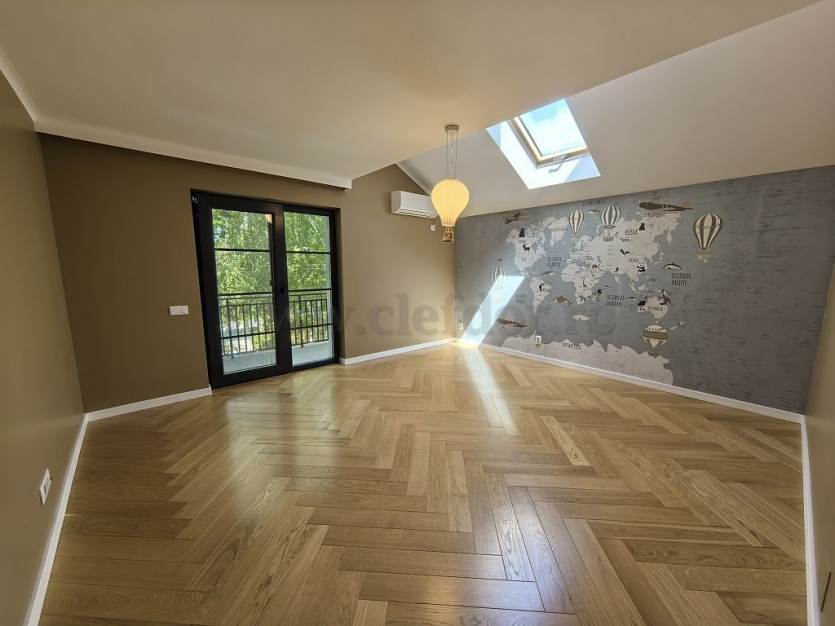 Iancu Nicolae - Cambridge School - RENOVATED Villa Iancu Nicolae - Cambridge School-  Vilă RENOVATA