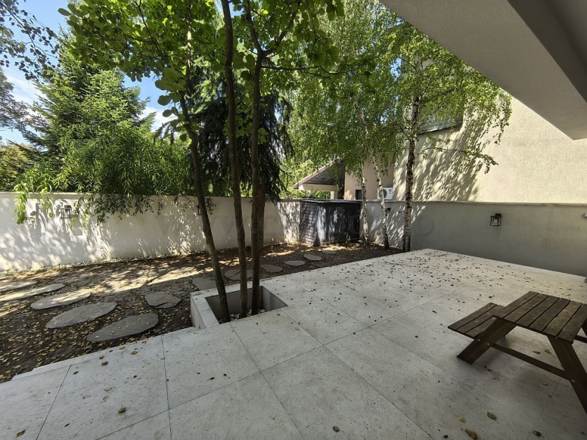 Iancu Nicolae - Cambridge School - RENOVATED Villa Iancu Nicolae - Cambridge School-  Vilă RENOVATA