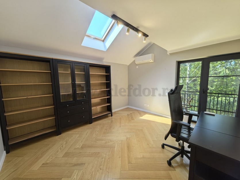 Iancu Nicolae - Cambridge School - RENOVATED Villa Iancu Nicolae - Cambridge School-  Vilă RENOVATA