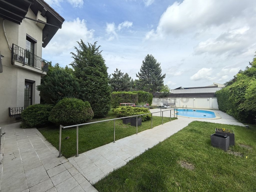 Iancu Nicolae - Detached villa near the forest Iancu Nicolae - Vila individuala langa padure