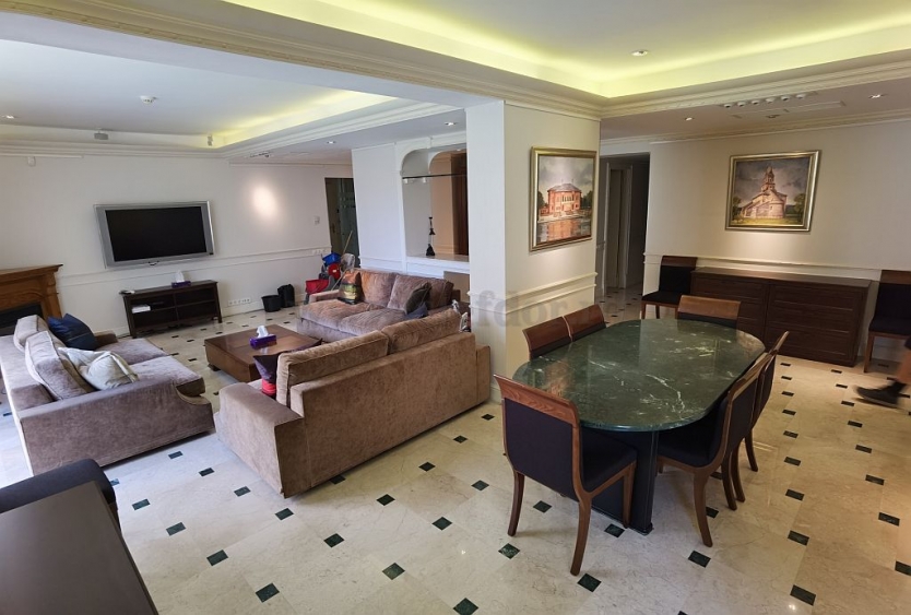 4 Bedrooms Apartment with Home Management System near U.S. Embassy Apartament langa Ambasada Americii