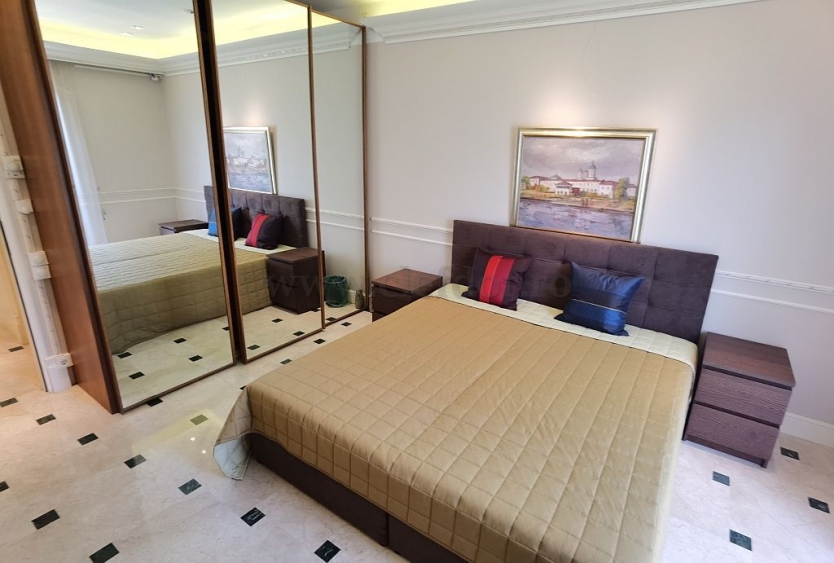 4 Bedrooms Apartment with Home Management System near U.S. Embassy Apartament langa Ambasada Americii