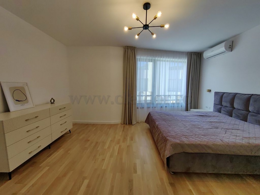 Villa in residential complex with swimming pool Vila in complex rezidential cu Piscina
