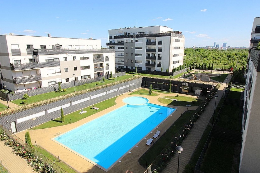 3 room Apartment for rent, Baneasa area Apartament cu 3 camere de închiriat în zona Baneasa