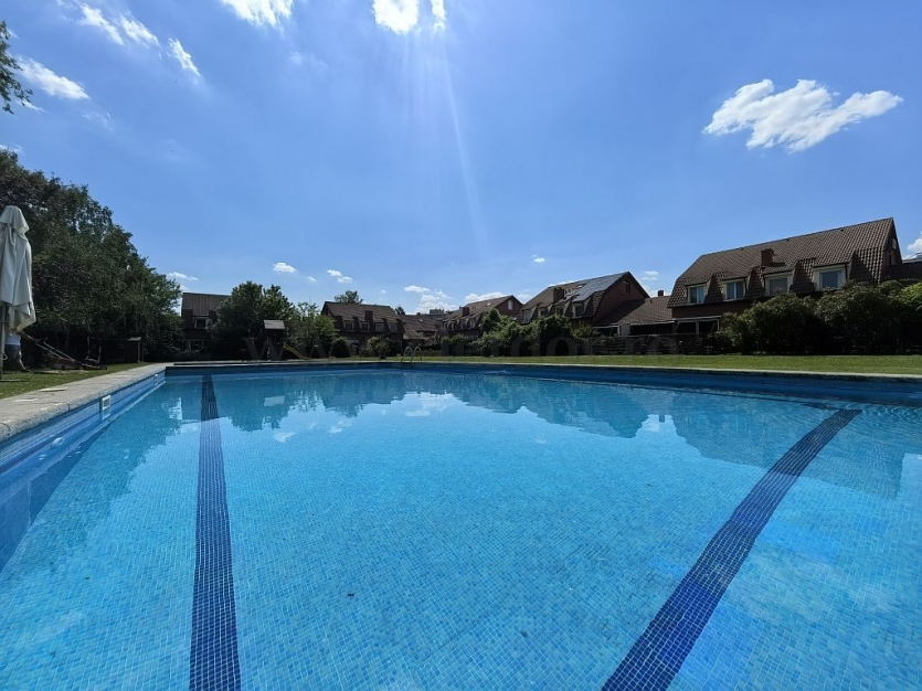 Vilă cu acces la piscina langa Jolie Ville Vilă cu acces la piscina langa Jolie Ville