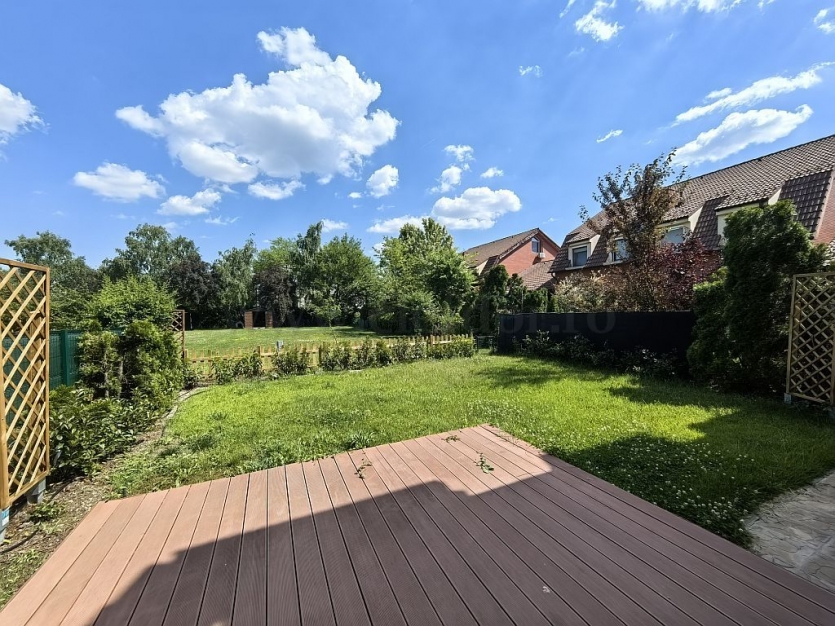 Vilă cu acces la piscina langa Jolie Ville Vilă cu acces la piscina langa Jolie Ville