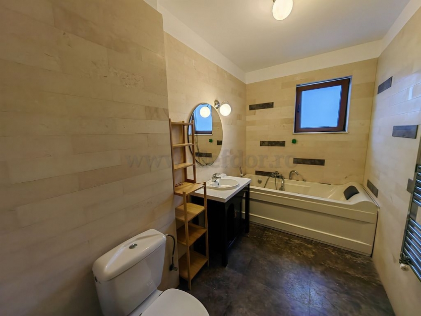 3 Bedrooms Duplex in Baneasa Area Duplex cu 4 camere în zona Baneasa