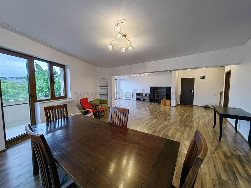 3 Bedrooms Duplex in Baneasa Area Duplex cu 4 camere în zona Baneasa