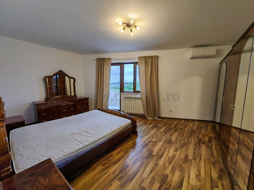 3 Bedrooms Duplex in Baneasa Area Duplex cu 4 camere în zona Baneasa