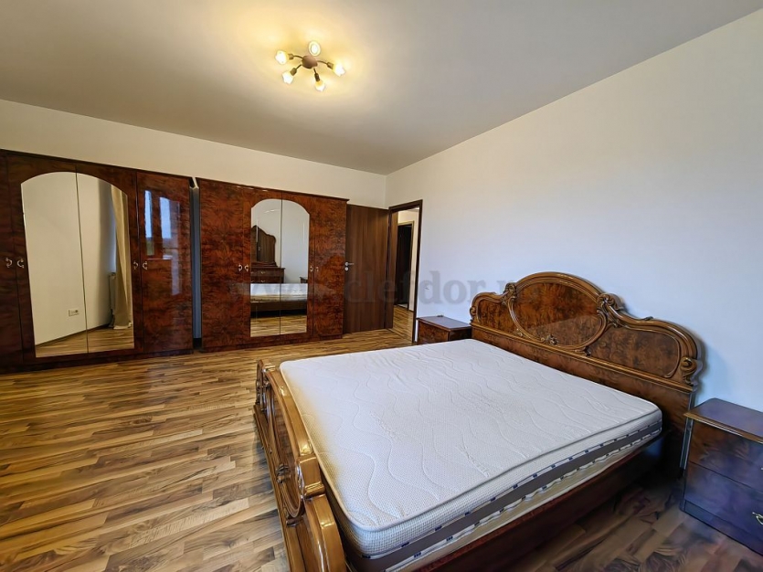 3 Bedrooms Duplex in Baneasa Area Duplex cu 4 camere în zona Baneasa
