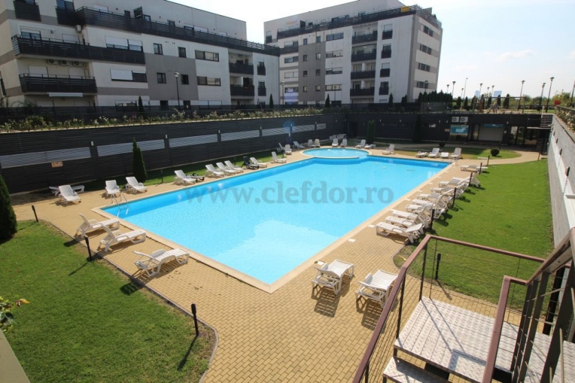 Apartament cu gradina si acces la piscina in zona Baneasa Apartament cu gradina si acces la piscina in zona Baneasa