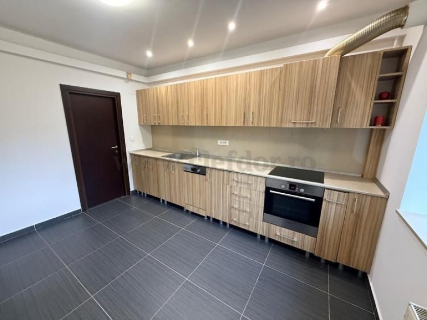 3 room Apartment for rent, Baneasa area Apartament cu 3 camere de închiriat în zona Baneasa