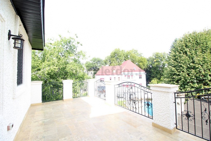 Dorobanti - Capitals - villa with 5 rooms for rent/sale Dorobanti - Capitale - vila cu 5 camere de inchiriat/vanzare