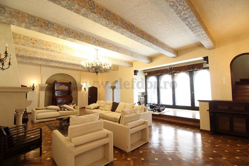 Dorobanti - Capitals - villa with 5 rooms for rent/sale Dorobanti - Capitale - vila cu 5 camere de inchiriat/vanzare