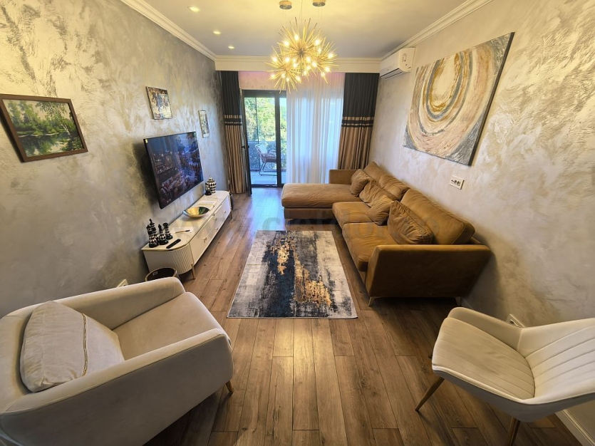 1 Bedroom apartment in Iancu Nicolae area Apartament cu 2 camere în zona Iancu Nicolae