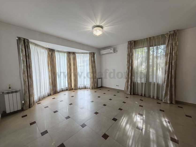 Individual villa with pool, Jollie Ville Vilă individuală cu piscină, Jollie Ville