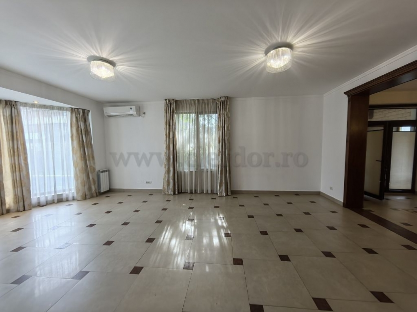 Individual villa with pool, Jollie Ville Vilă individuală cu piscină, Jollie Ville