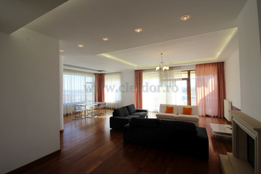 Apartament cu 4 camere 235mp utili de închiriat în zona Barbu Vacarescu Apartament cu 4 camere 235mp utili de închiriat în zona Barbu Vacarescu
