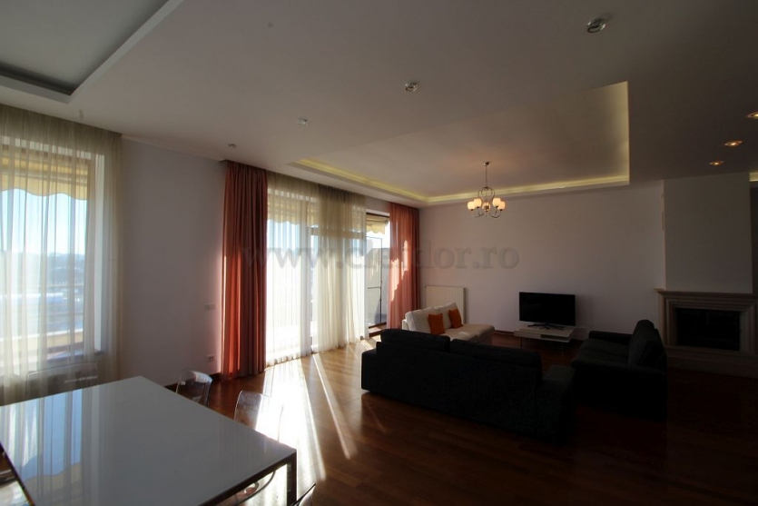 Apartament cu 4 camere 235mp utili de închiriat în zona Barbu Vacarescu Apartament cu 4 camere 235mp utili de închiriat în zona Barbu Vacarescu