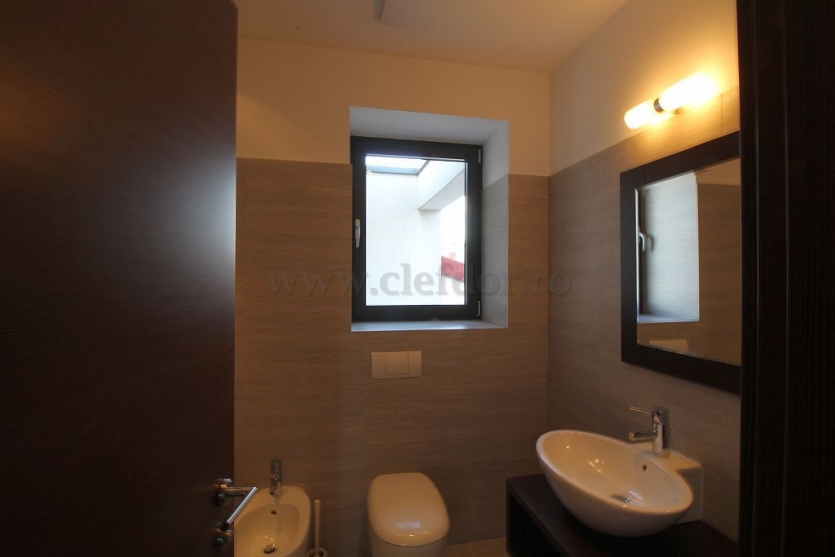 Dorobanti area - 3 bedroom penthouse apartment with a large terrace Dorobanti - penthouse cu 4 camere si terasa spatioasa
