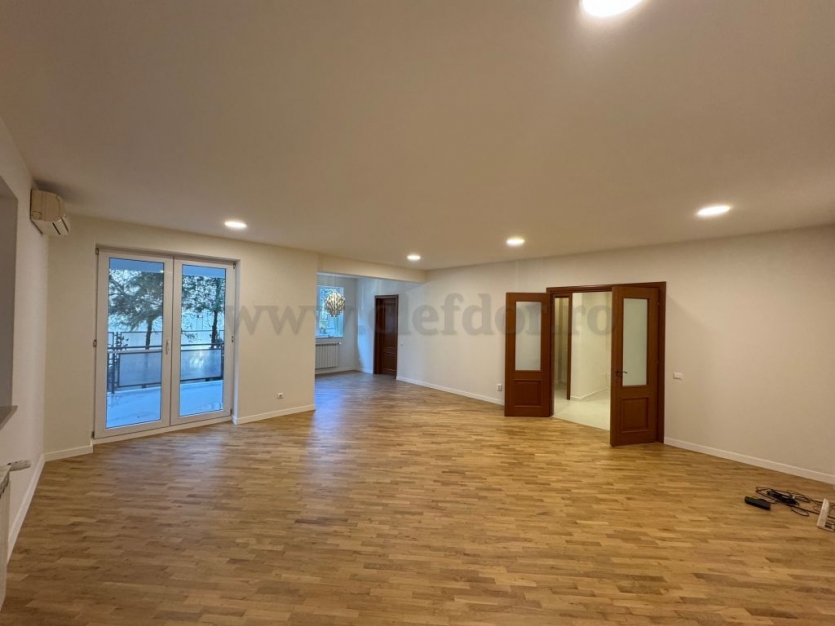 Nordului deplex-2 bedroom 167mp and garden 90mp, refurbished 2025 Soseaua Nordului - deplex cu 3 camere 167mp si gradina 90mp renovat 2025
