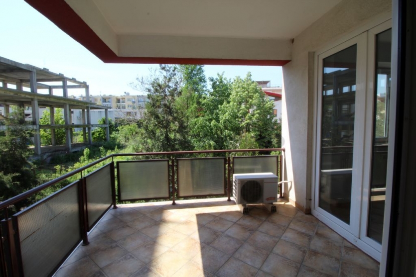 Nordului deplex-2 bedroom 167mp and garden 90mp, refurbished 2025 Soseaua Nordului - deplex cu 3 camere 167mp si gradina 90mp renovat 2025