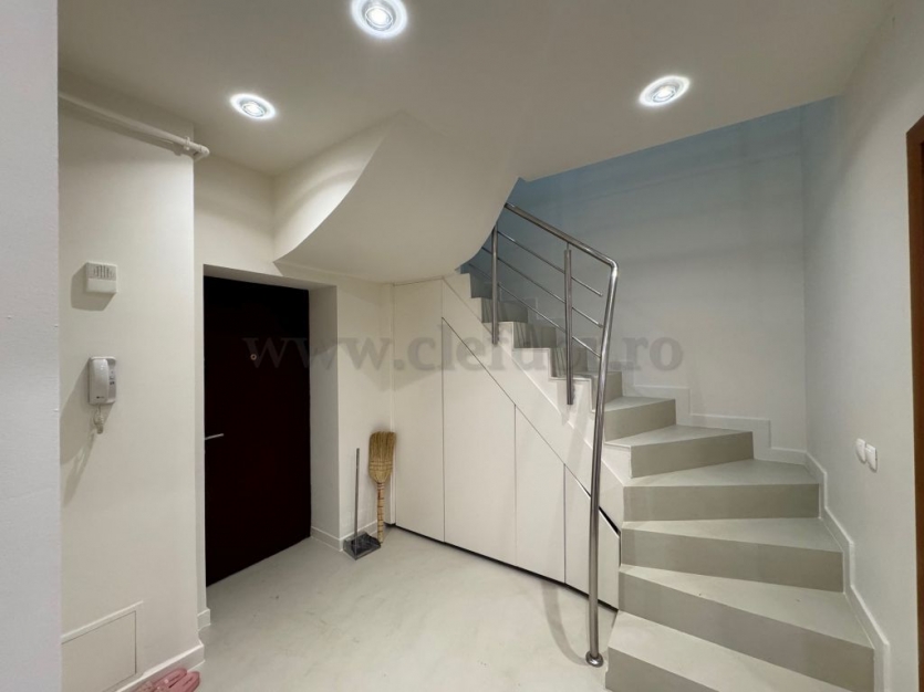 Nordului deplex-2 bedroom 167mp and garden 90mp, refurbished 2025 Soseaua Nordului - deplex cu 3 camere 167mp si gradina 90mp renovat 2025