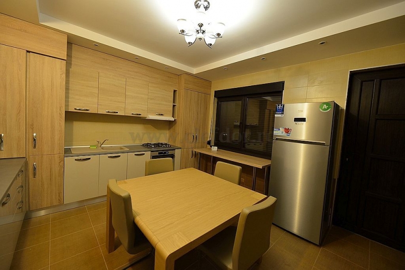 Modern Villa with 3 bedroom in Baneasa Area Vila moderna cu 3 dormtoare in zona Baneasa