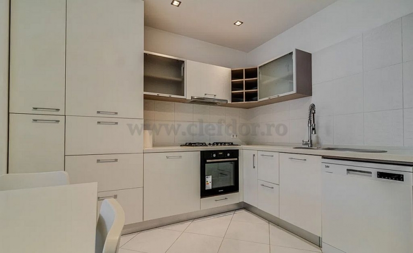 Apartament cu 3 camere, Școala Americană Apartament cu 3 camere, Școala Americană