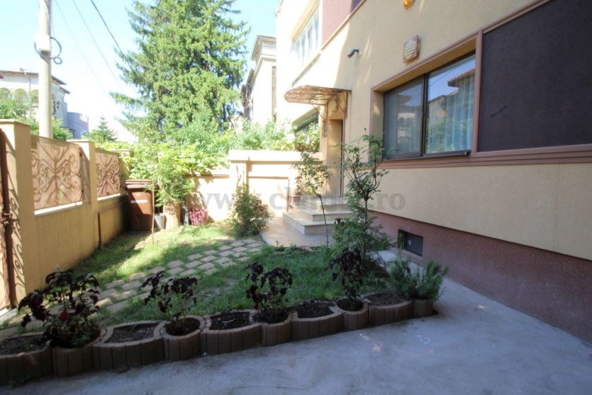 Dorobanti, bhoemian villa for rent Dorobanti, vila cu aer boem de inchiriat
