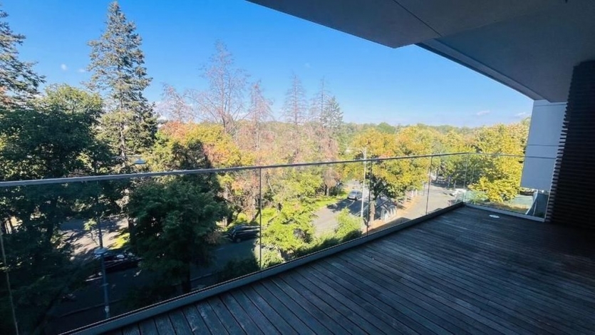 4 room Apartment for rent, Primaverii area Apartament cu 4 camere de închiriat în zona Primaverii