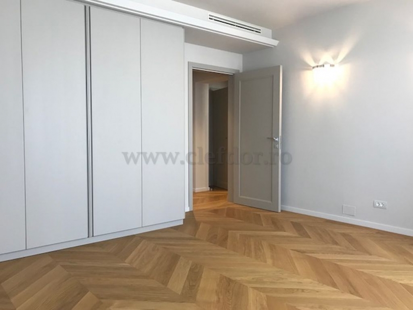 Apartament cu 4 camere de închiriat în zona Primaverii Apartament cu 4 camere de închiriat în zona Primaverii