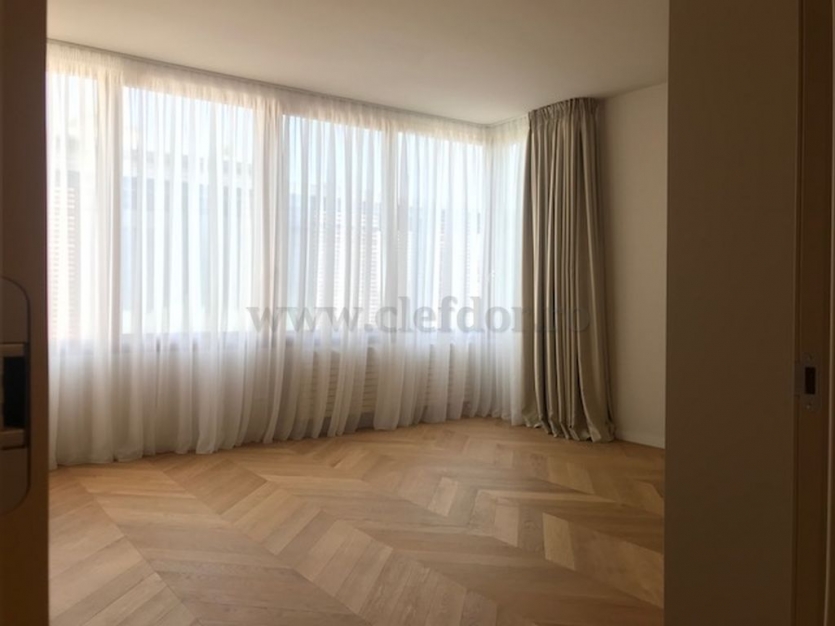 Apartament cu 4 camere de închiriat în zona Primaverii Apartament cu 4 camere de închiriat în zona Primaverii