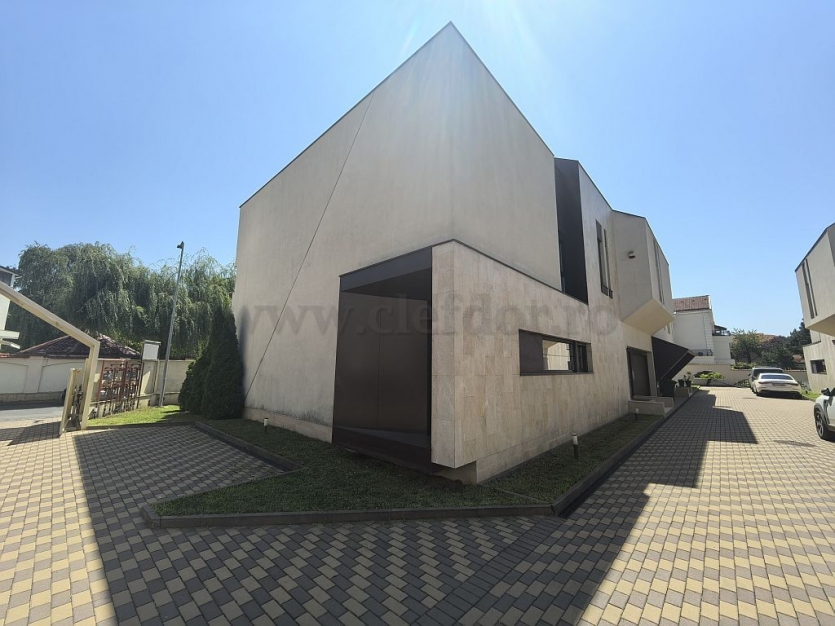 Vilă zona Iancu Nicolae Vilă zona Iancu Nicolae