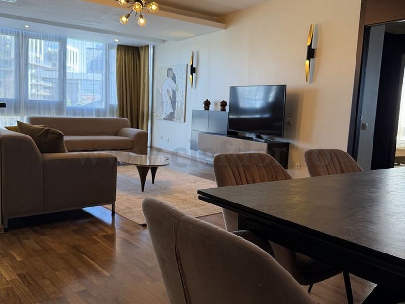 Apartament cu 3 camere in zona Iancu Nicolae Apartament cu 3 camere in zona Iancu Nicolae