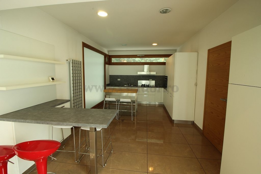 Luxury Villa with Swimming Pool near British School Vila de Lux cu Piscina in apropiere de British School