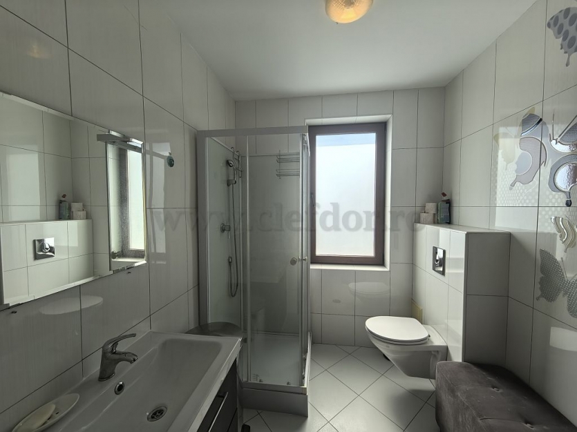 Villa close to Iancu Nicolae Vila renovata in apropiere de Iancu Nicolae