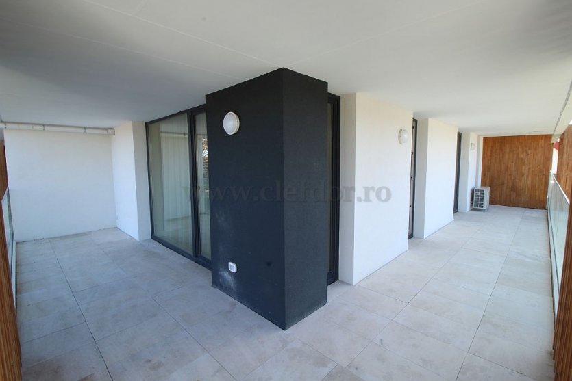Apartament cu 3 camere in zona Pipera Apartament cu 3 camere in zona Pipera