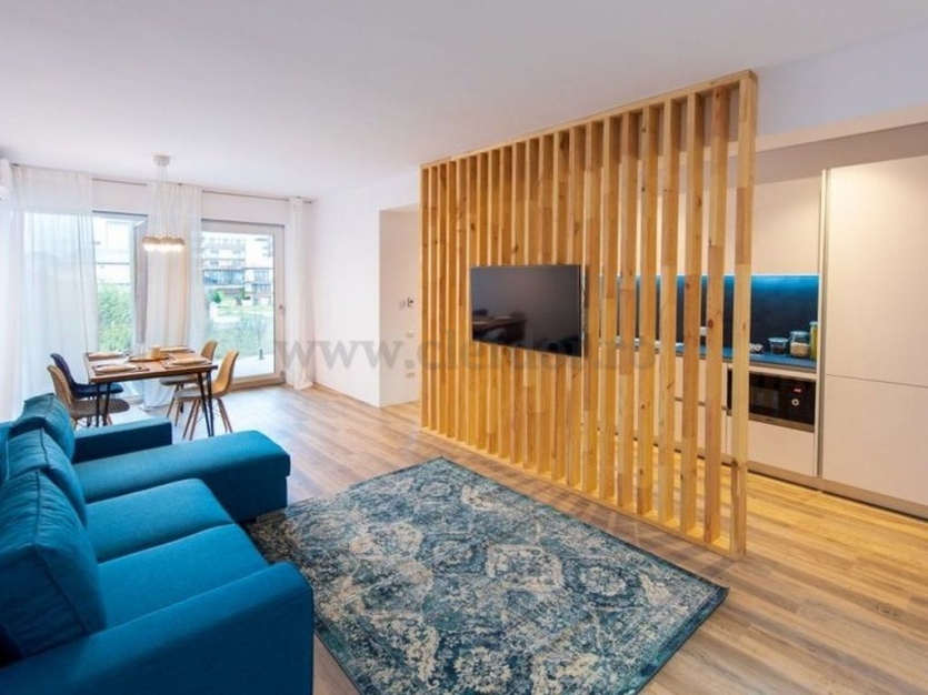 Lake view Apartment! Apartament cu vedere spre lac!