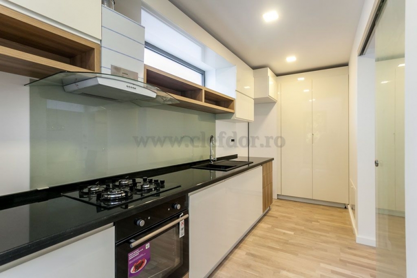 Dorobanti / Floreasca - apartament duplex penthouse cu 5 camre bloc 2016 Dorobanti / Floreasca - apartament duplex penthouse cu 5 camre bloc 2016