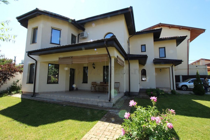 Vilă cu 5 camere de închiriat în apropere de Iancu Nicolae Vilă cu 5 camere de închiriat în apropere de Iancu Nicolae
