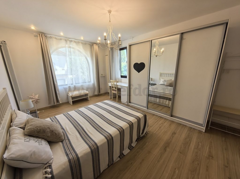 Villa for rent near Iancu Nicolae Vilă cu 5 camere de închiriat în apropere de Iancu Nicolae