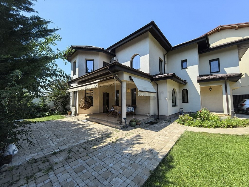 Villa for rent near Iancu Nicolae Vilă cu 5 camere de închiriat în apropere de Iancu Nicolae